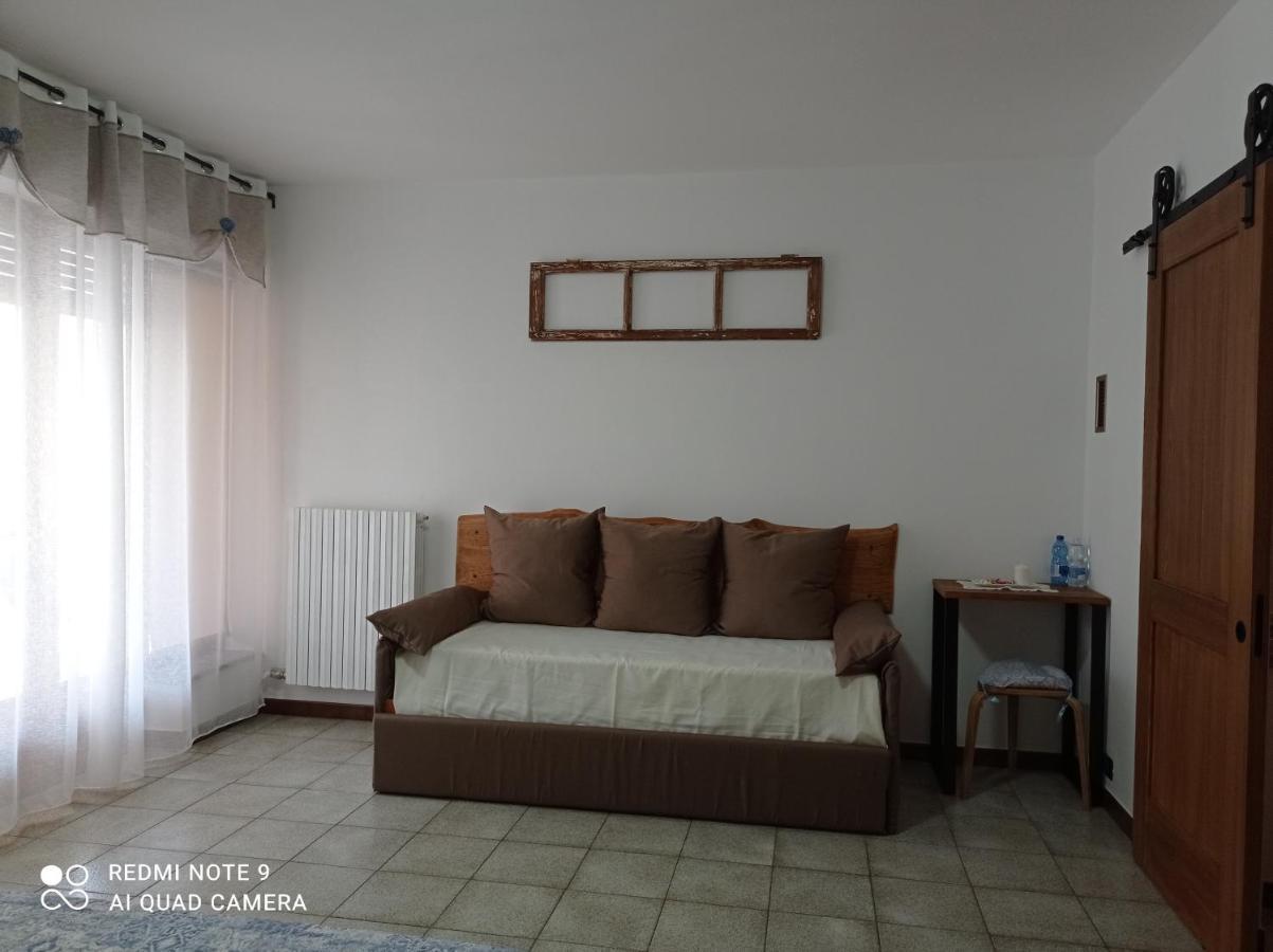 Il Giardino Segreto Apartment Beura Exterior photo
